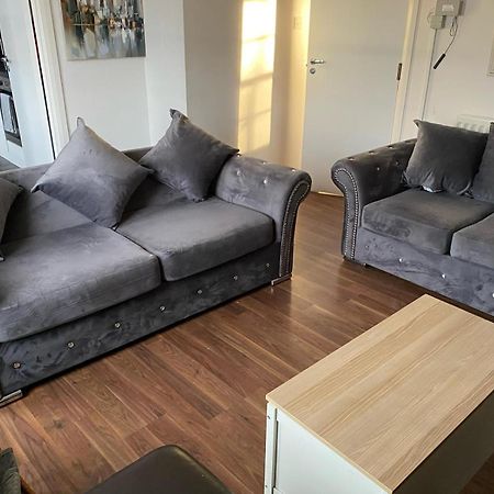 The Granite City - Modern City Centre Apartment Aberdeen Eksteriør billede
