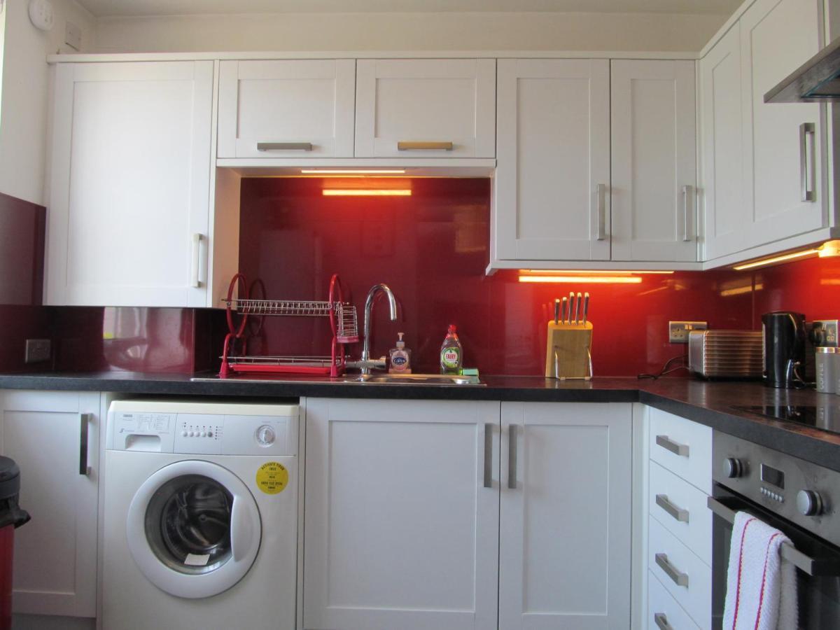 The Granite City - Modern City Centre Apartment Aberdeen Eksteriør billede